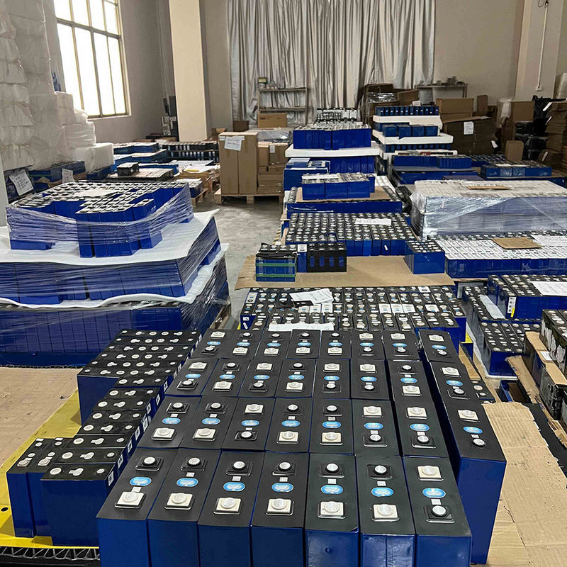 PERC আবাসিক সোলার পাওয়ার সিস্টেম 20Kw 30Kw 50Kw 100Kw 150Kw সোলার ইনভার্টার হাইব্রিড সিস্টেম