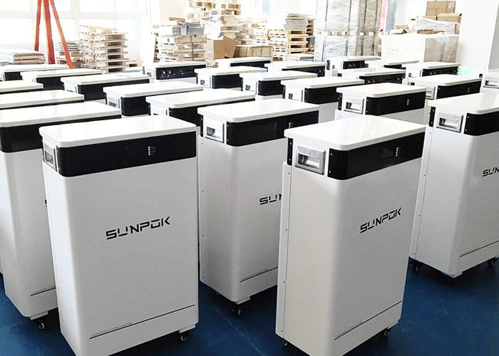সৌরজগতের জন্য সেরা ব্যাটারি Sunpok 48v 200ah 300ah গভীর চক্র লিথিয়াম আয়ন ব্যাটারি