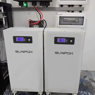 15KWh 48V Lifepo4 ব্যাটারি হোম সোলার এনার্জি স্টোরেজ 51.2V 300Ah মুভেবল আক্কু লিথিয়াম ব্যাটারি 6000 সাইকেল